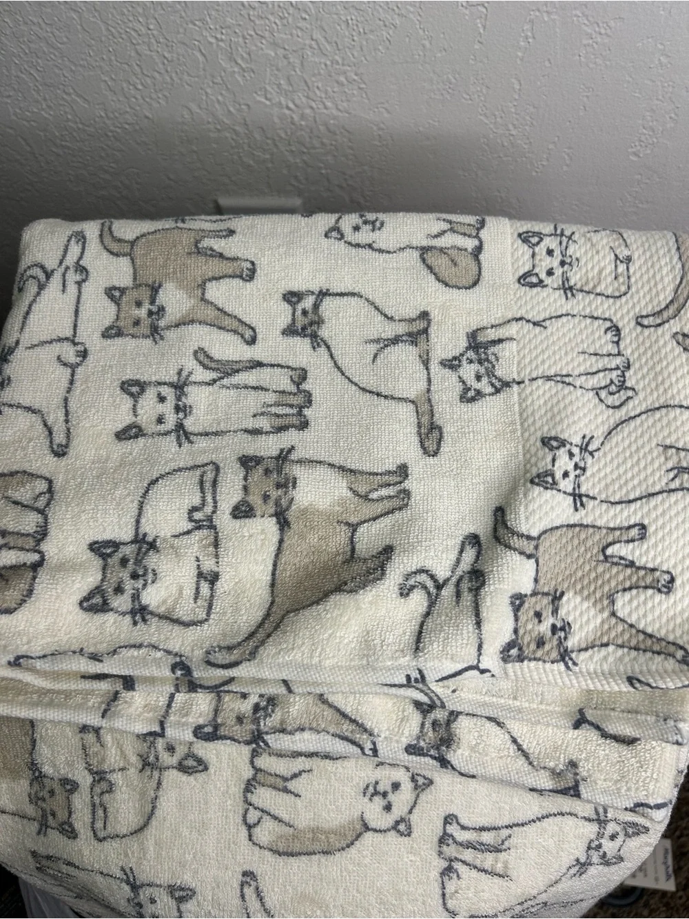 NEW Deborah Connolly Designs 4-Piece Cat Print Bath Towel Set